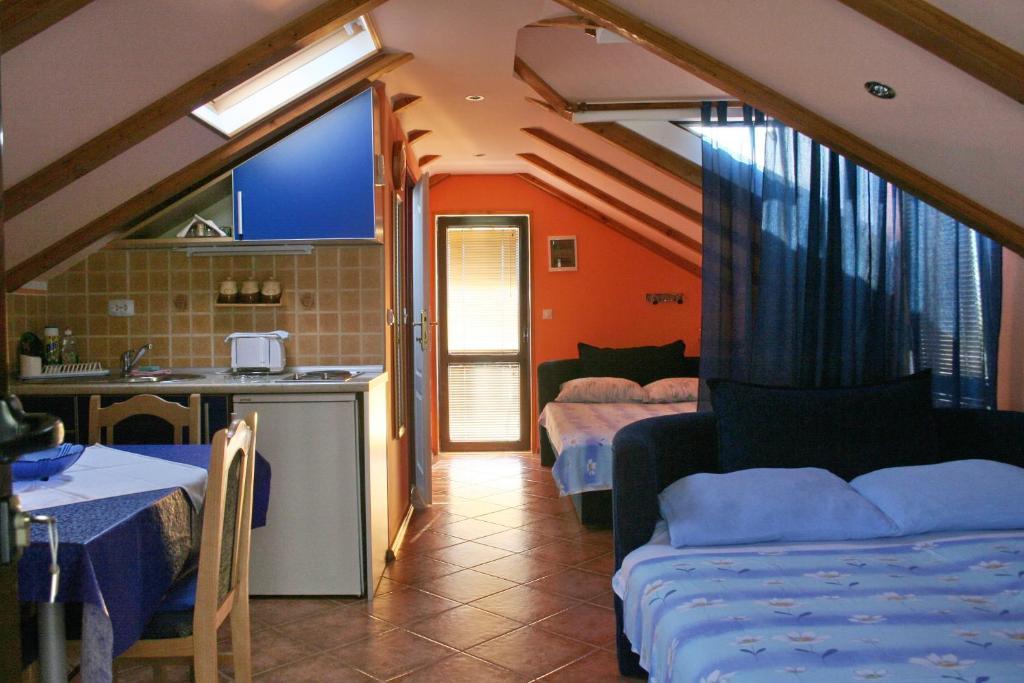 Apartment Penovic Kotor